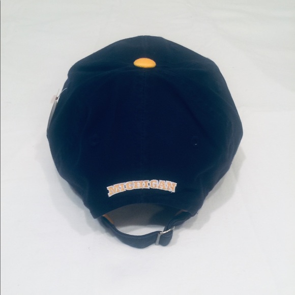 Michigan Wolverines adjustable hat by Captivating. - Picture 2 of 2